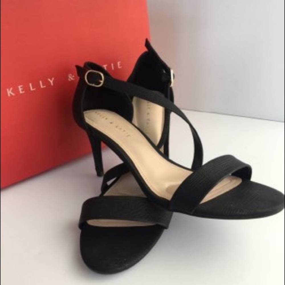 Woman’s Shoes